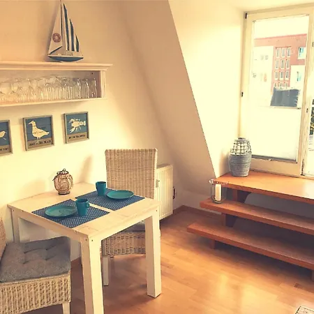 아파트 Himmel&meer - Nur 300m Vom Ostseestrand Mit Grosser Dachterrasse