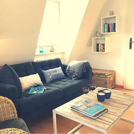 Himmel&meer - Nur 300m Vom Ostseestrand Mit Grosser Dachterrasse 아파트 *